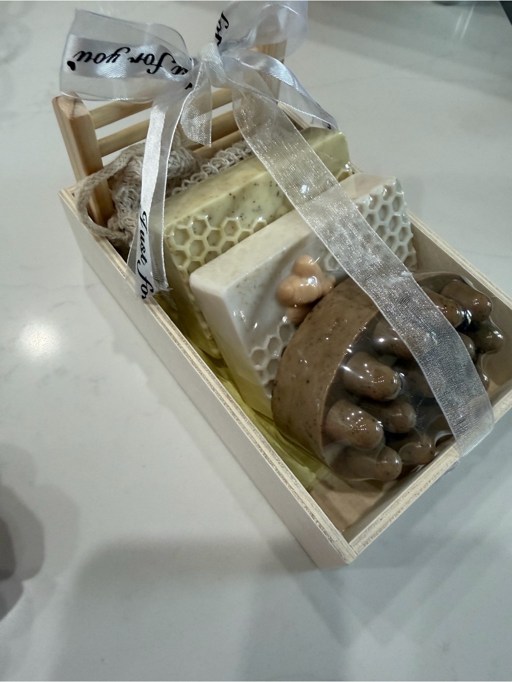 Artisanal Honey & Oat Bath Soap Gift Set - Chamomile,Coffee exfoliating